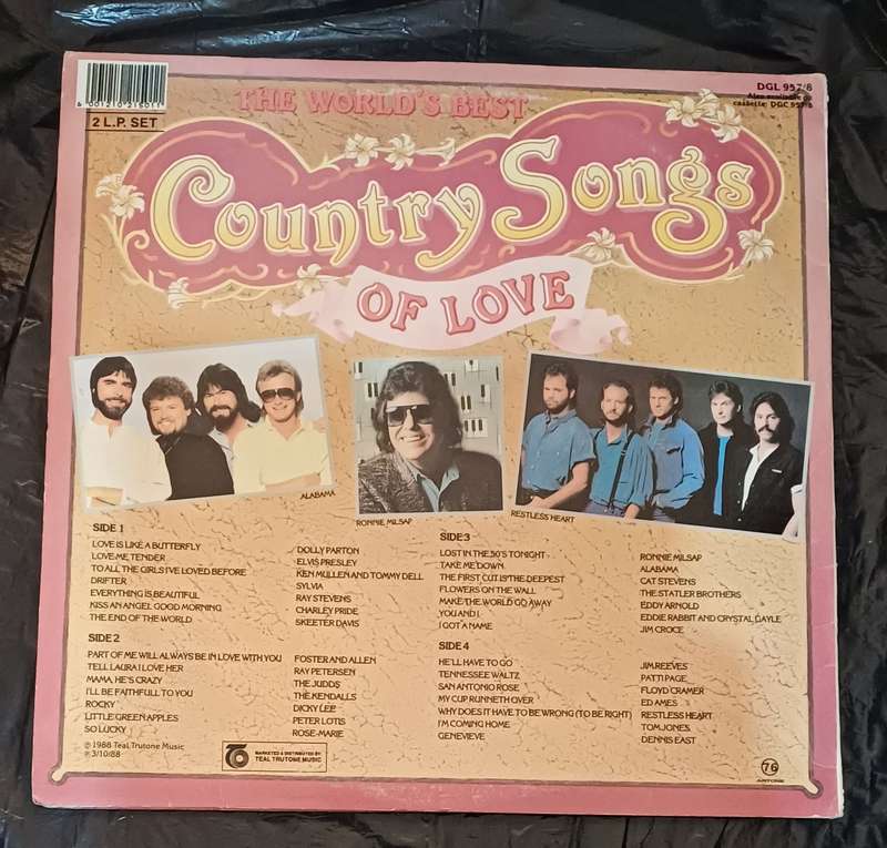 THE WORLD'S BEST COUNTRY SONGS OF LOVE