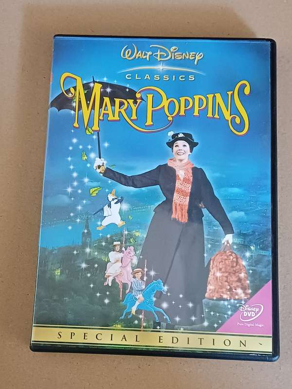 MARY POPPINS