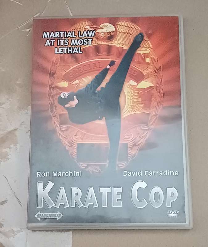 KARATE COP
