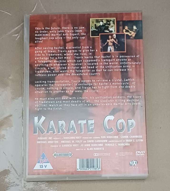 KARATE COP
