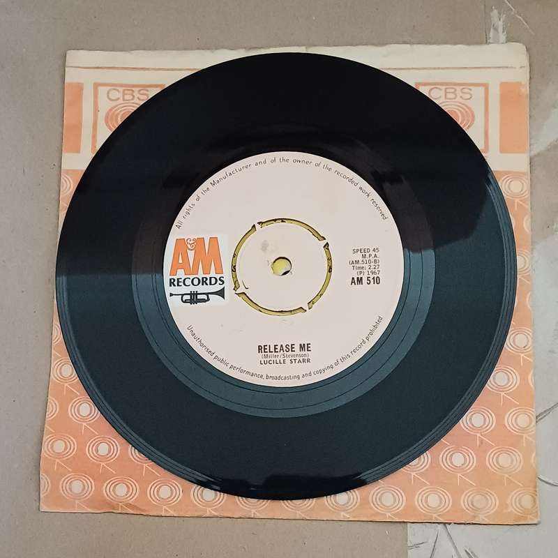 Lucille Starr  The French Song / Release Me - Vinyl 7" Record