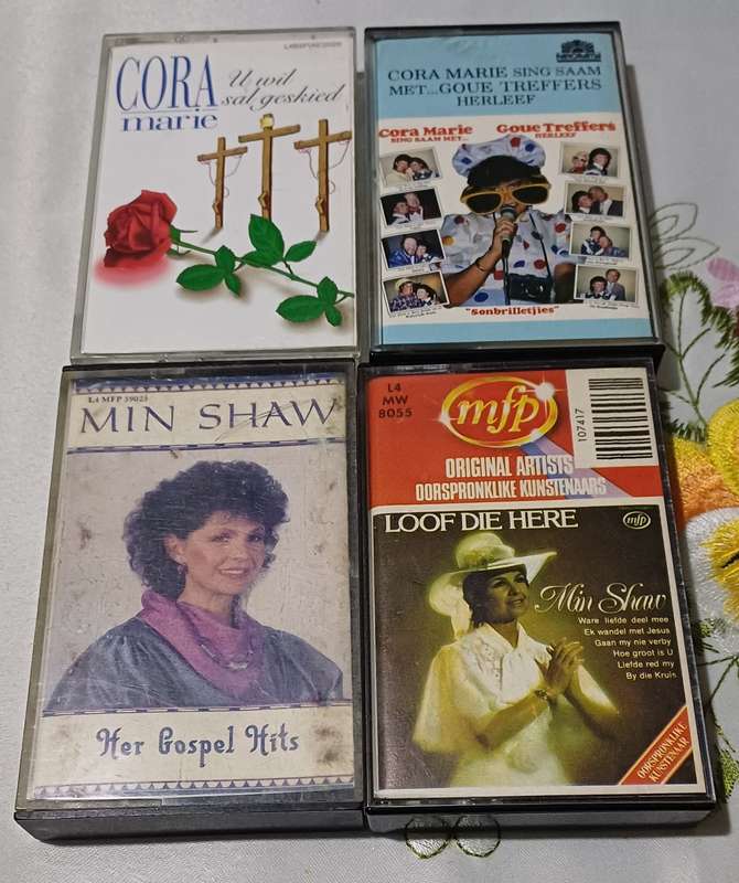 4 CORA MARIE EN MIN SHAW Cassette Tape's