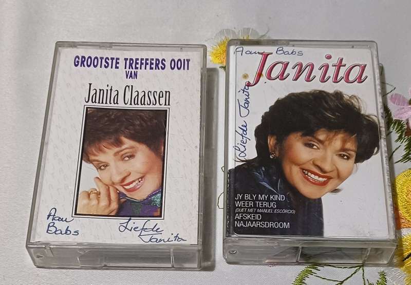 2 JANITA CLAASSEN Cassette Tape's