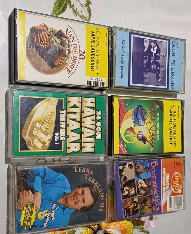 6 BOEREMUSIEK Cassette Tape's