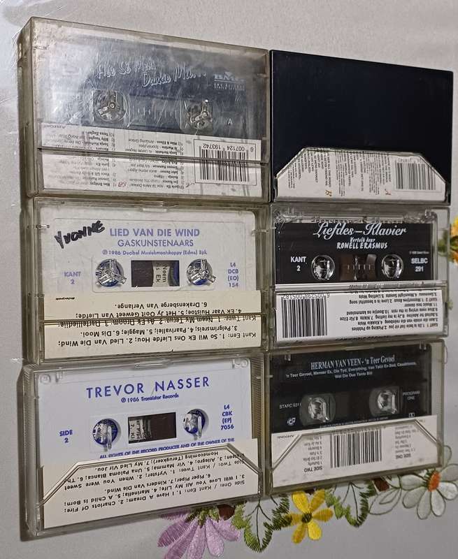 6 AFRIKAANS Cassette Tape's