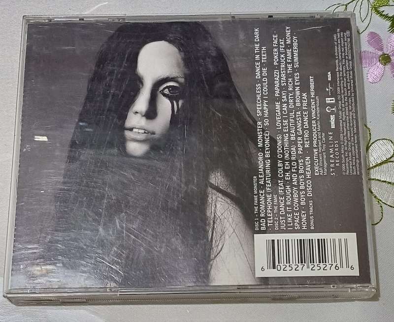 LADY GAGA - THE FAME