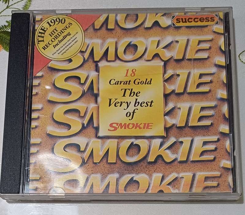 SMOKIE - 18 CARAT GOLD THE VERY BEST OF SMOKIE