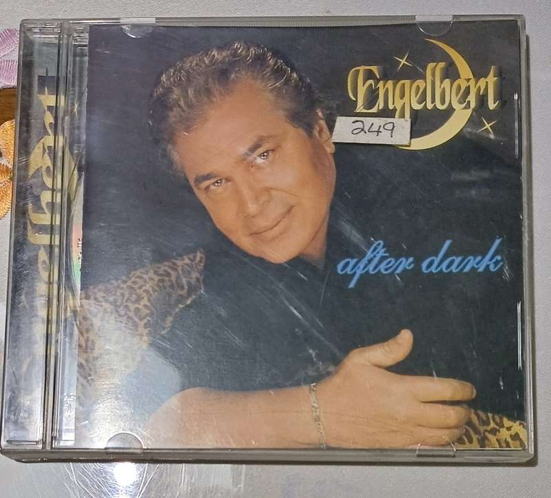 ENGELBERT HUMPERDINCK - AFTER DARK
