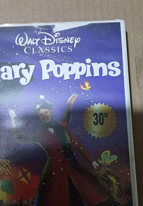 MARY POPPINS