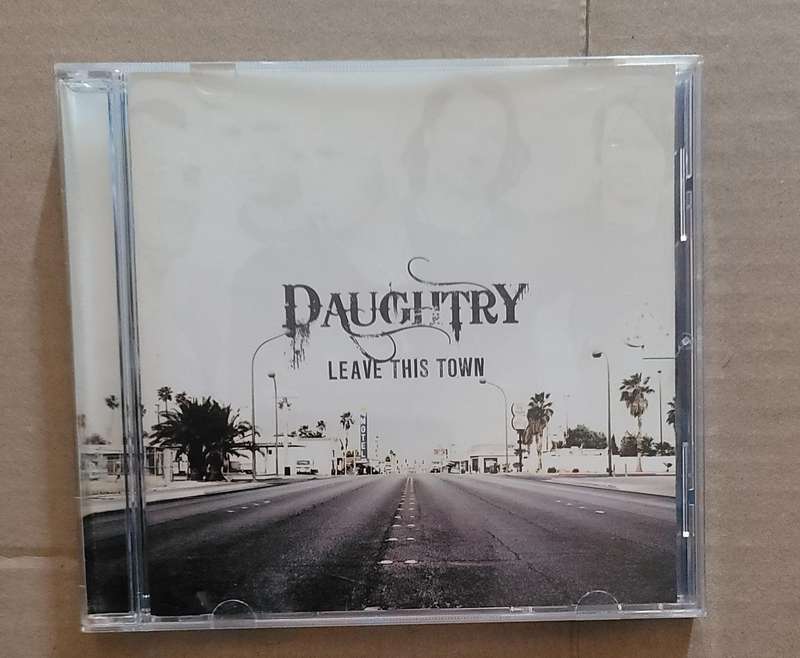 DAUGHTRY - LEAVE THIS TOWN