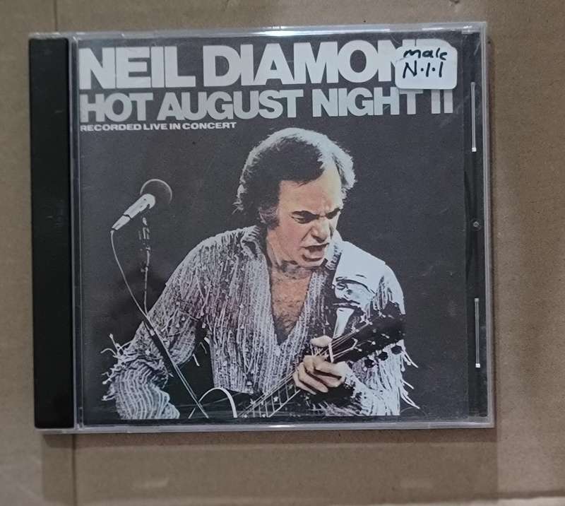 NEIL DIAMOND - HOT AUGUST NIGHT 2
