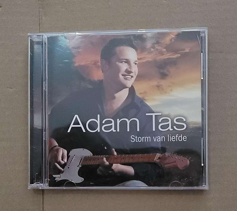ADAM TAS - STORM VAN LIEFDE