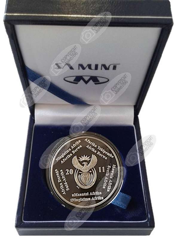 2011 Silver Proof R2 - WWF