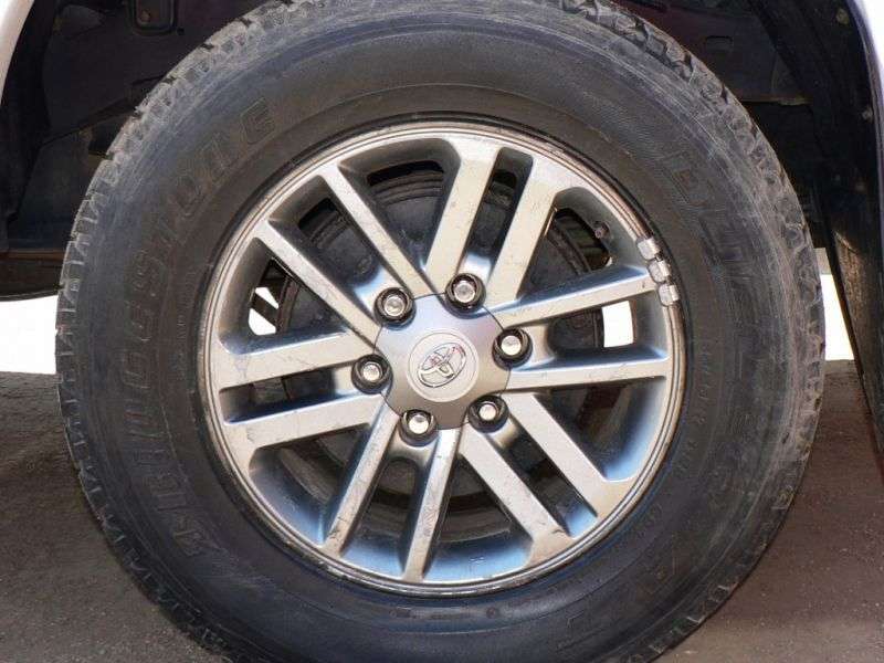 Toyota Fortuner/Hilux center caps