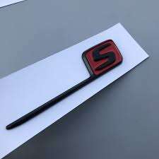 Mercedes AMG S badges