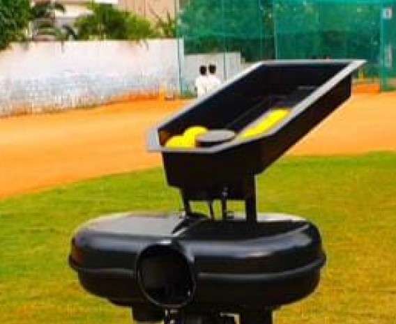 Cricket Bowling Machine Auto Feeder