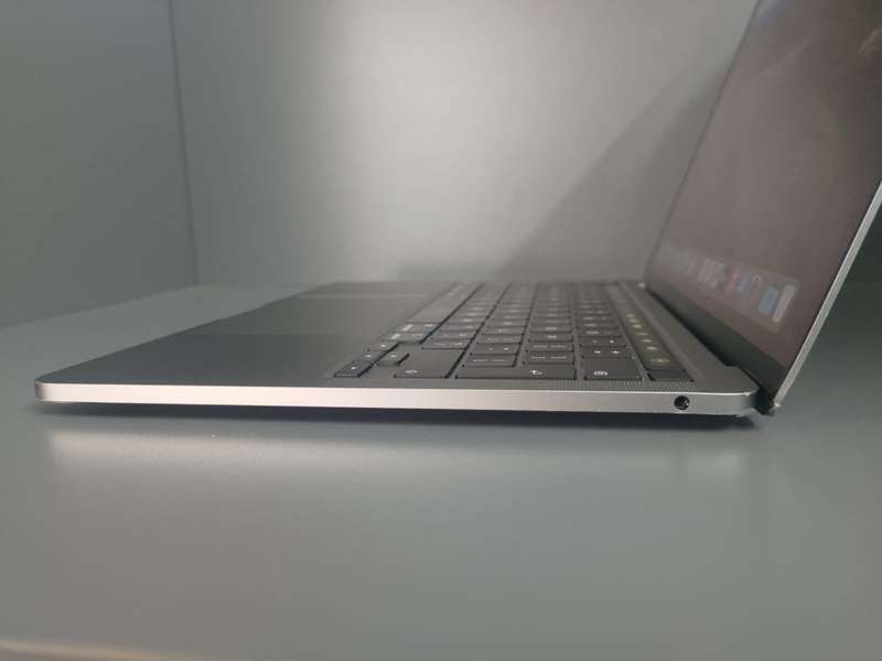 Apple MacBook Pro M2  - 2022