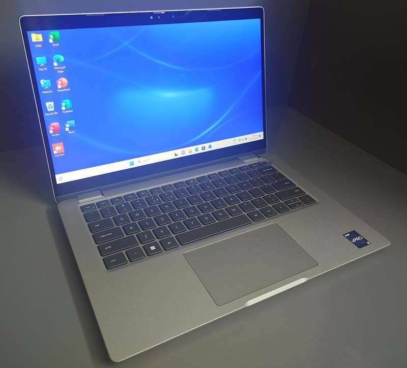 Dell Latitude 5340 2-in-1 Convertible Intel Core i5 - 13th Generation Ultrabook