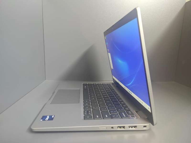 Dell Latitude 5340 2-in-1 Convertible Intel Core i5 - 13th Generation Ultrabook
