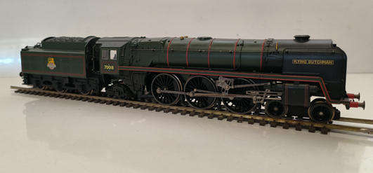 Hornby "Flying Dutchman" Britannia Class 4-6-2 Loco - Not DCC - Mint (Lot 437)