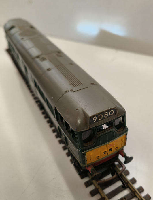 Tri-ang Class 31 Diesel Loco R.357 - Co-Co (Green)) (Lot 537)