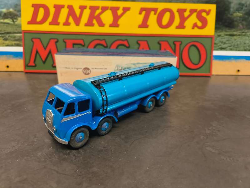 Dinky Foden 15 ton Tanker No. 581 - Blue