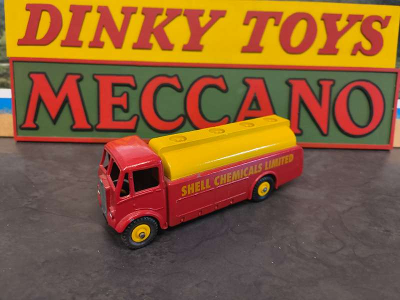 DINKY TOYS 591 AEC MONARCH TANKER "SHELL CHEMICALS " RESTORED ,VERY GOOD