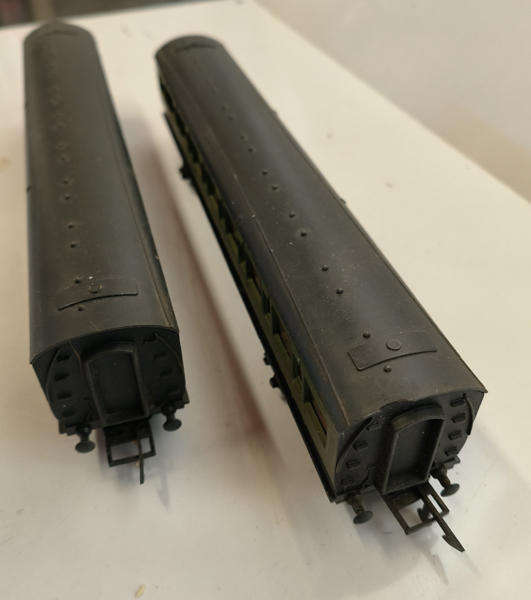 Grafar Vintage Matched set SR Suburban Coaches (Lot 535)