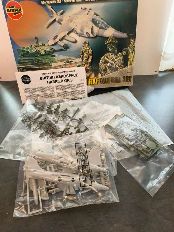 Airfix - Modern RAF Airfield Set - MiB