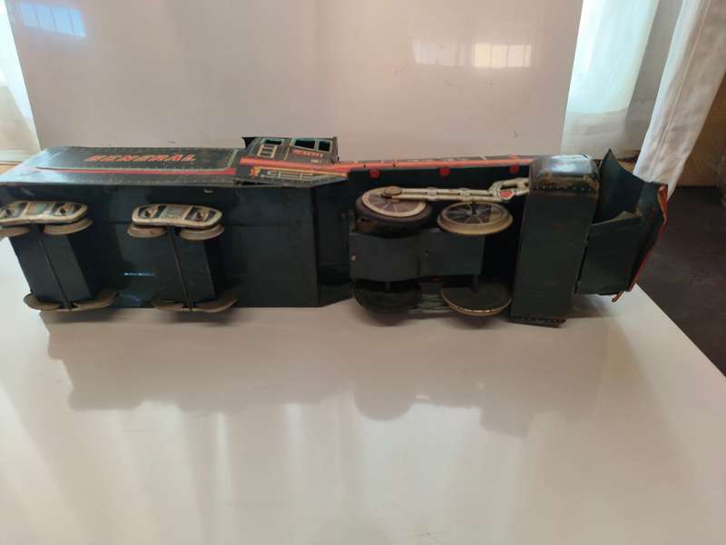 Tinplate (Vintage 1950's) Locomotive