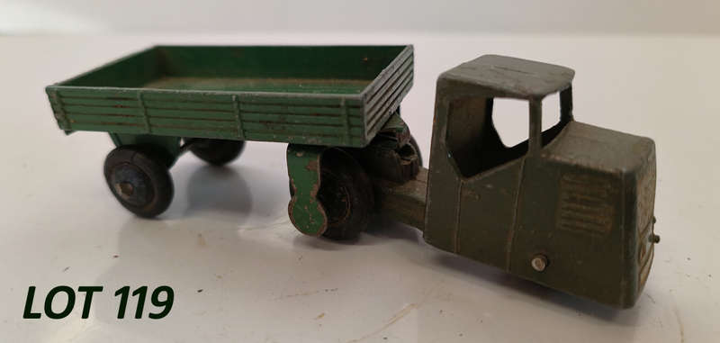 Dinky Toys - #33w - Mechanical Horse & Trailer (Lot 119)