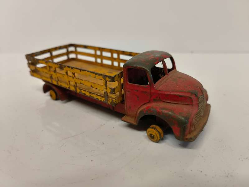 Dinky Toys - #531 Leyland Comet (Lot 132) Restoration Project