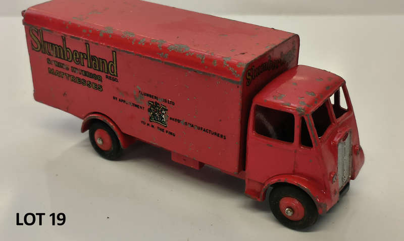 Dinky Toys - #514 Guy "Slumberland" No 1 (Lot 19)