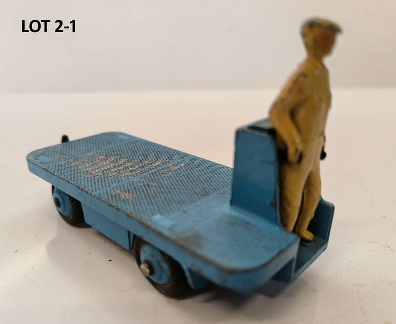 Dinky Toys - #14a B.E.V. Truck w/ figure (Lot 02-1)