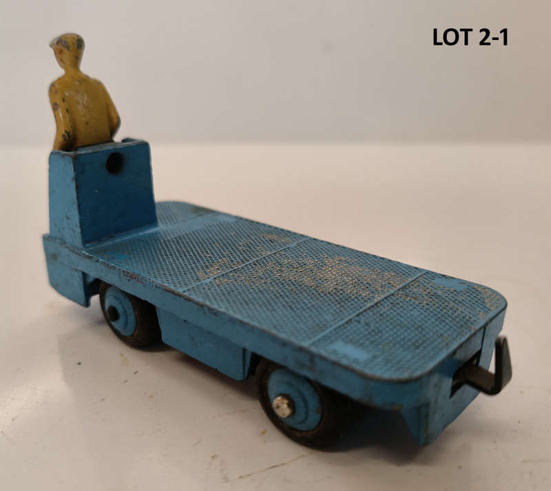 Dinky Toys - #14a B.E.V. Truck w/ figure (Lot 02-1)