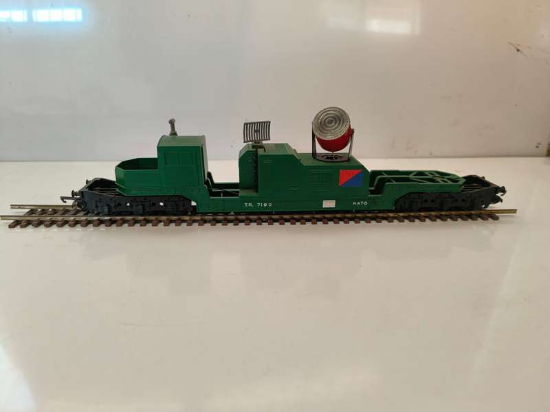 Tri-ang Battlespace Searchlite Wagon - Vintage (Lot 326)
