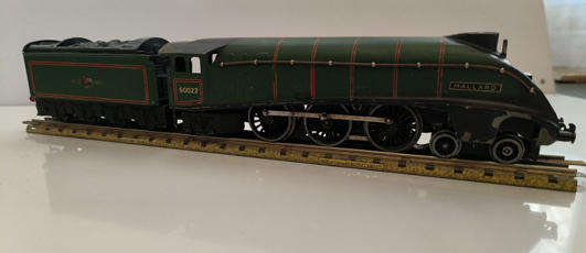 Vintage Hornby Dublo A4 "Mallard" 4-6-2 - 3-rail (Lot 413)