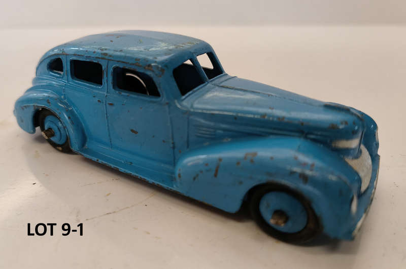 Dinky Toys - #39e Chrysler Royal (Lot 09-1 )