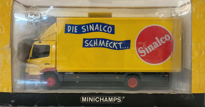 Minichamps Mercedes Benz Atego 815 Kiffer - MiB (Lot 408)