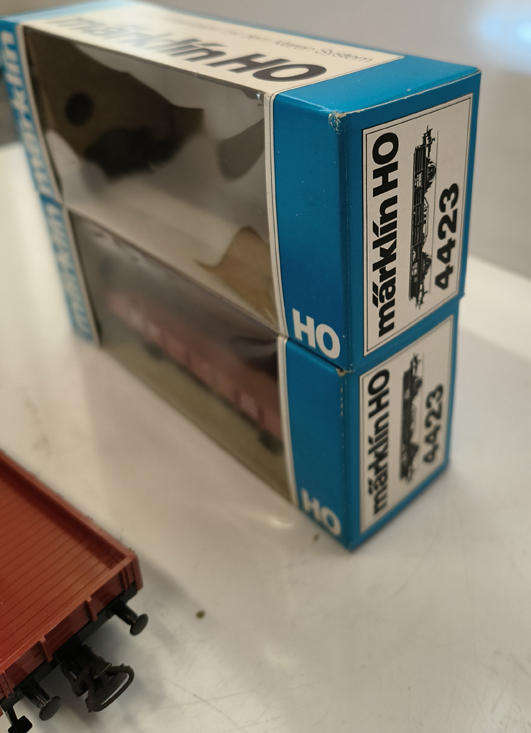 Marklin 4423 Low-sided Wagon x 2 - MiB (Lot 427)