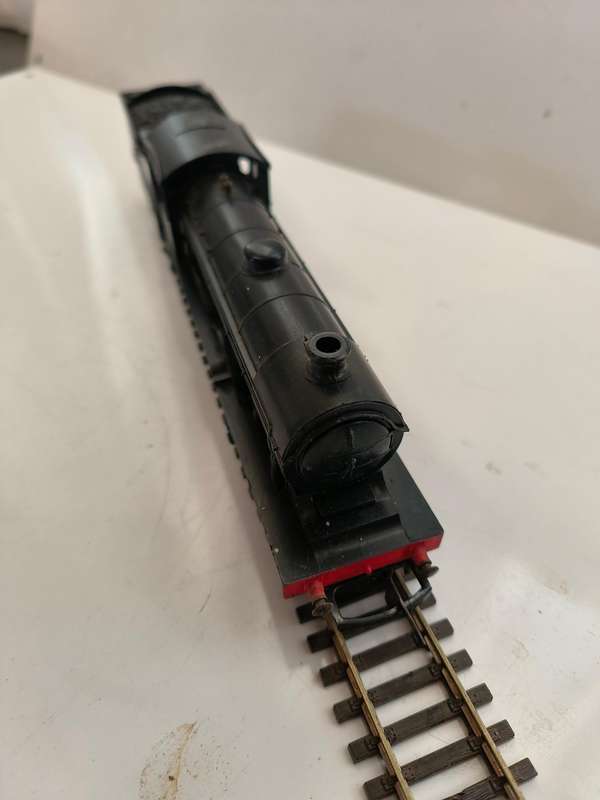 Vintage Tri-ang BR B12 4-6-0 Locomotive (Lot 448)