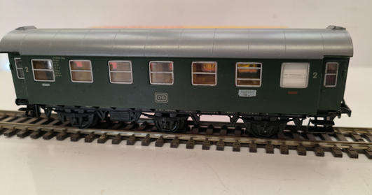 Trix 6-Wheel Coach MiB (Lot 434)