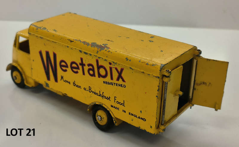 Dinky Toys - #514 Guy "Weetabix" (Lot 21)