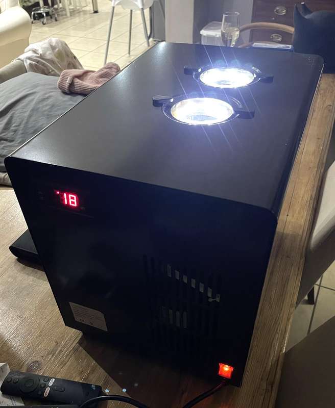 Liquor chiller, 2 bottle dispenser, Cold shot machine for Various liquor brands.