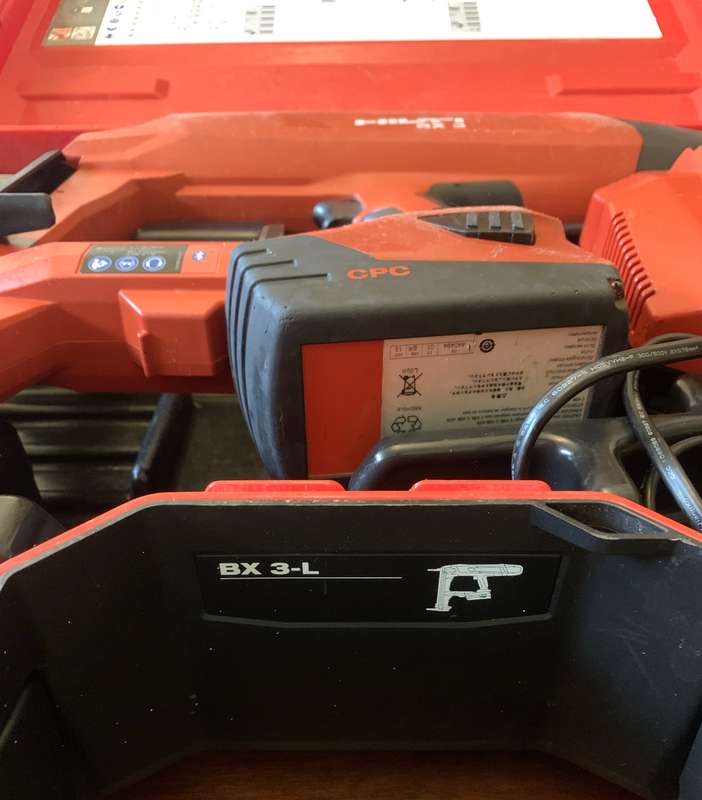 Hilti BX 3-L (02) Battery Operated Fastening Nail Gun with Bluetooth.
