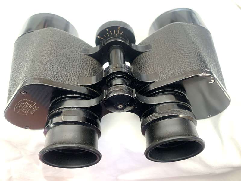 Zeiss Binoculars 10x50 with Case, made in Germany top quality.