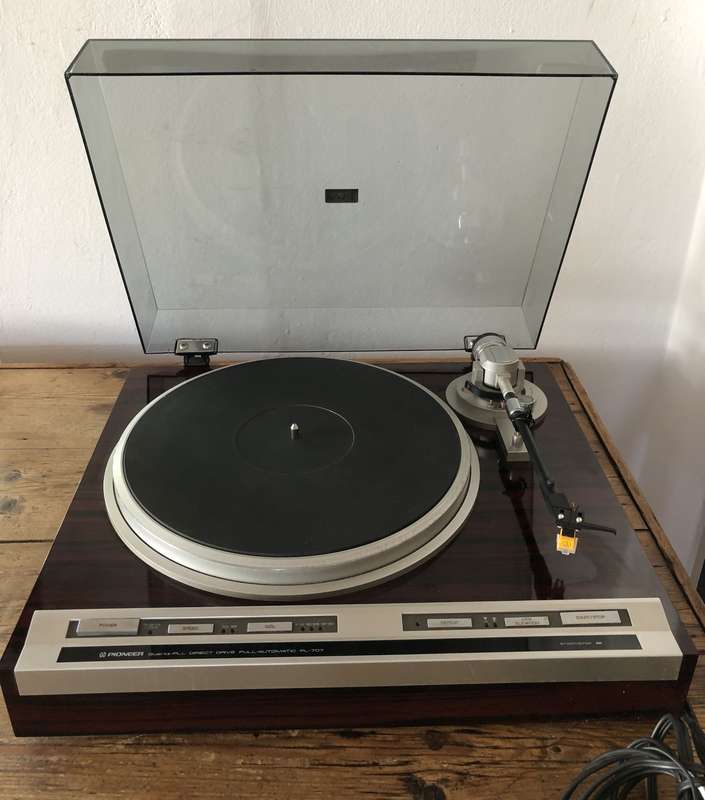 Pioneer Direct Drive Full Automatic PL-707 Turntable / Record Player