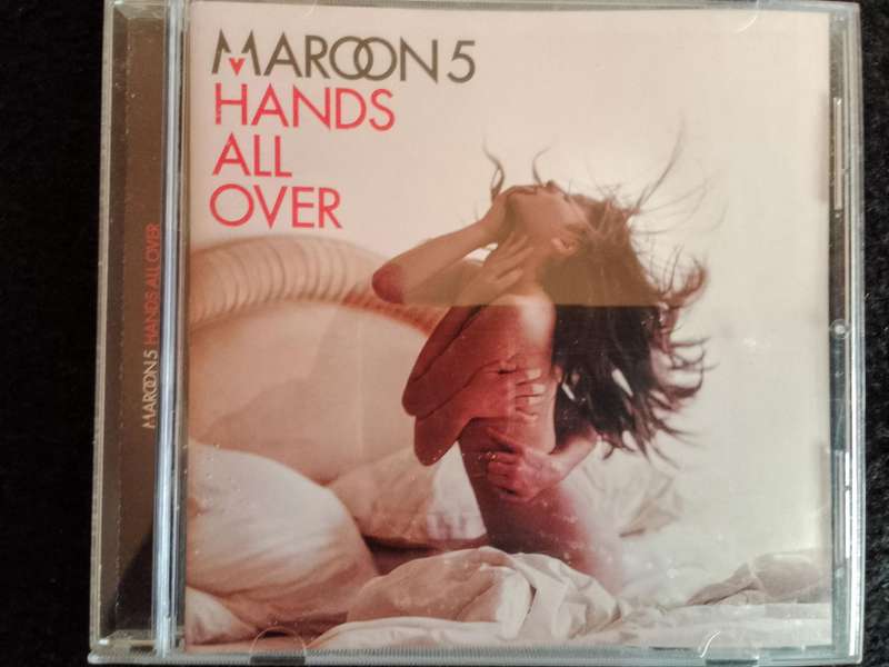 Maroon 5 Hands All Over