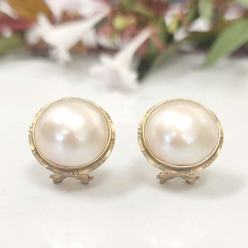 Yellow Gold & Pearl Earrings Set #cc024