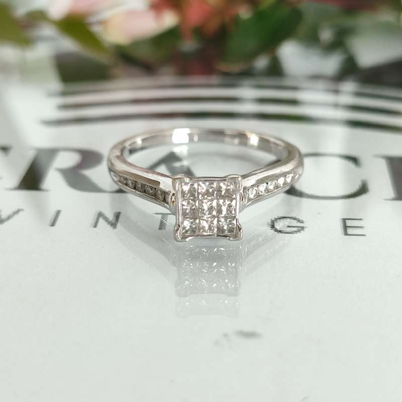Michael Hill Diamond Ring #cc029